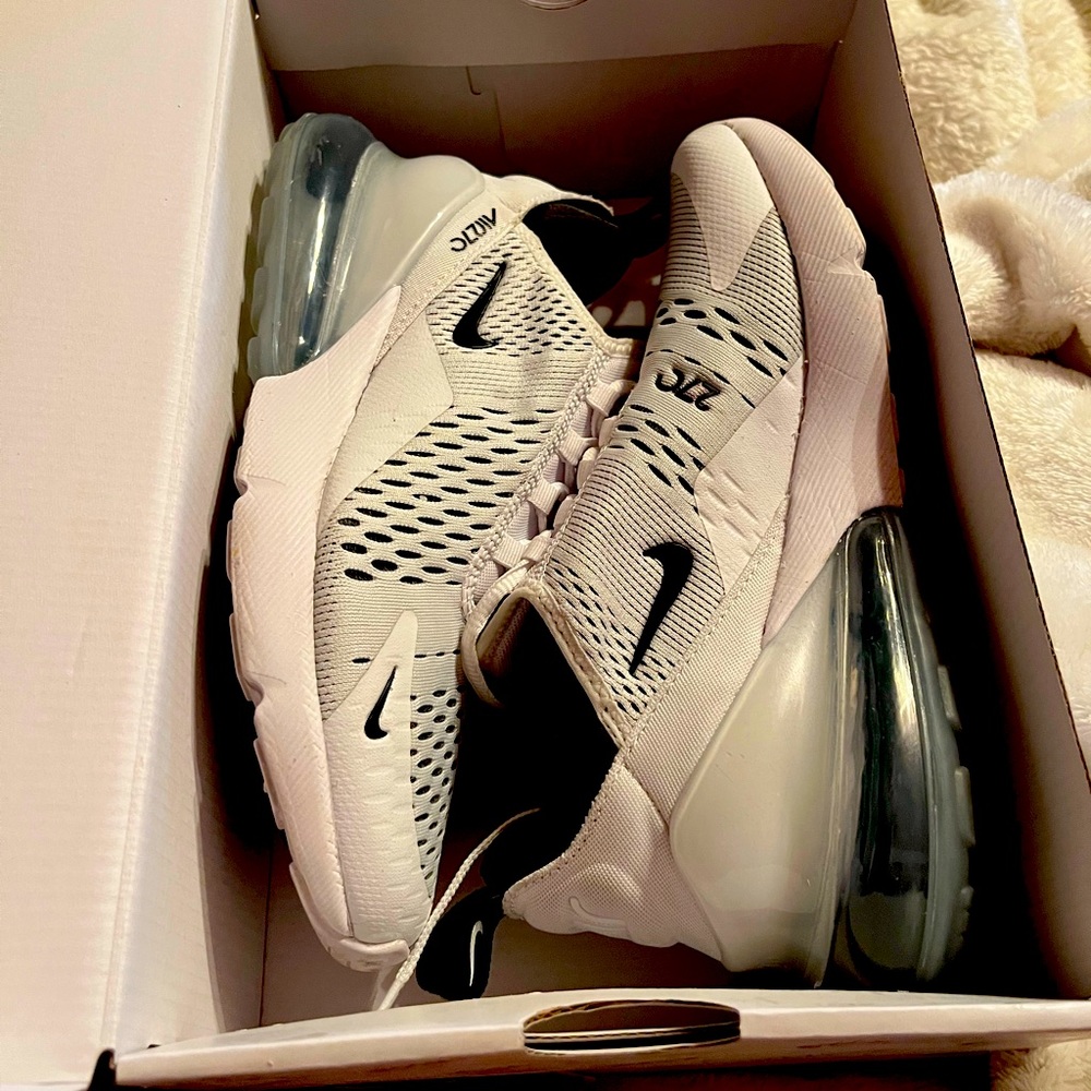 Nike Air MAX
